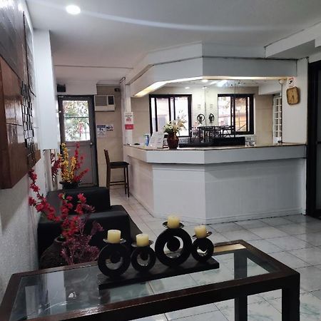 Parkview Hotel Кагаян де Оро Екстериор снимка