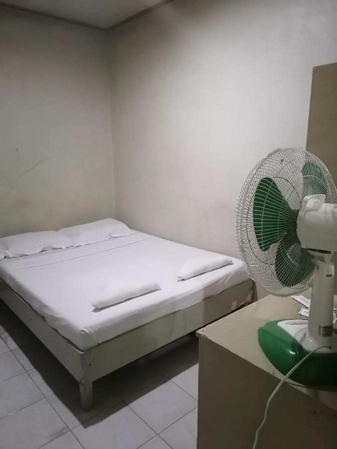 Parkview Hotel Кагаян де Оро Стая снимка